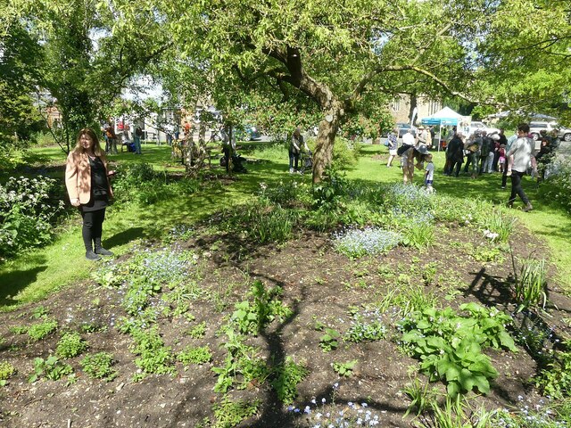 Alice Hibbert-Ware Memorial Garden... © Alan Murray-Rust cc-by-sa/2.0 ...