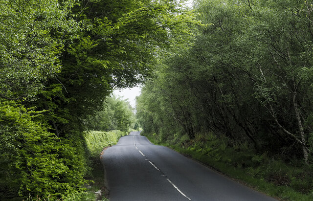 B880 descending through Glen Shurig © Trevor Littlewood cc-by-sa/2.0 ...