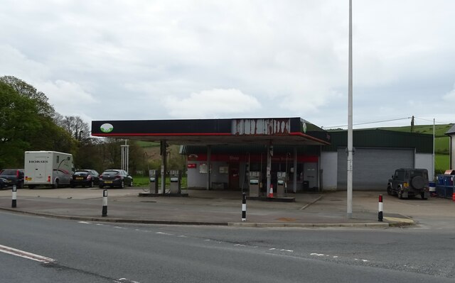 Service station, Rhydypennau © JThomas cc-by-sa/2.0 :: Geograph Britain ...