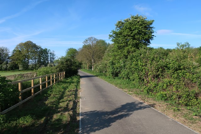 Mere Way now surfaced © Hugh Venables :: Geograph Britain and Ireland