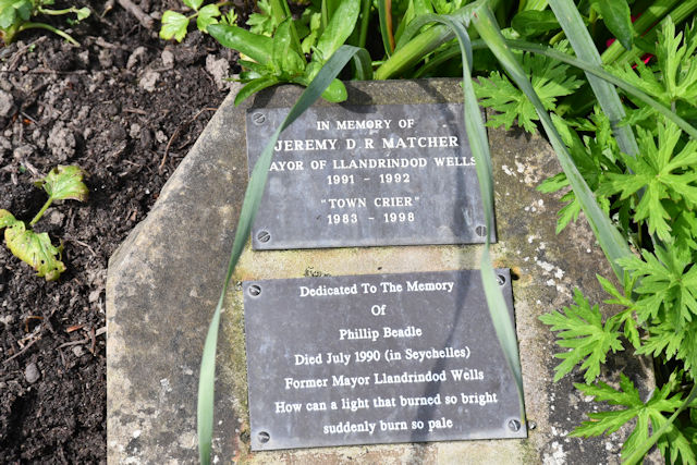 Memorial plaque in Temple Gardens