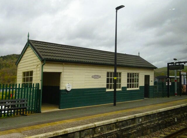 Waiting Room, Machynlleth Railway... © JThomas :: Geograph Britain And ...