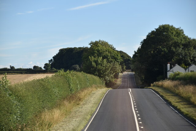 Harrogate Rd © N Chadwick :: Geograph Britain and Ireland