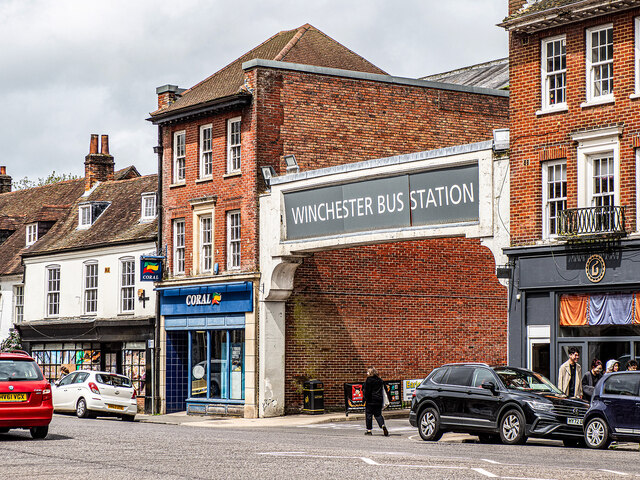 Entrance to Winchester bus station © John Lucas cc-by-sa/2.0 ...