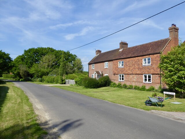 Mellerish/The Cottage, Staples Hill © Simon Carey :: Geograph Britain ...