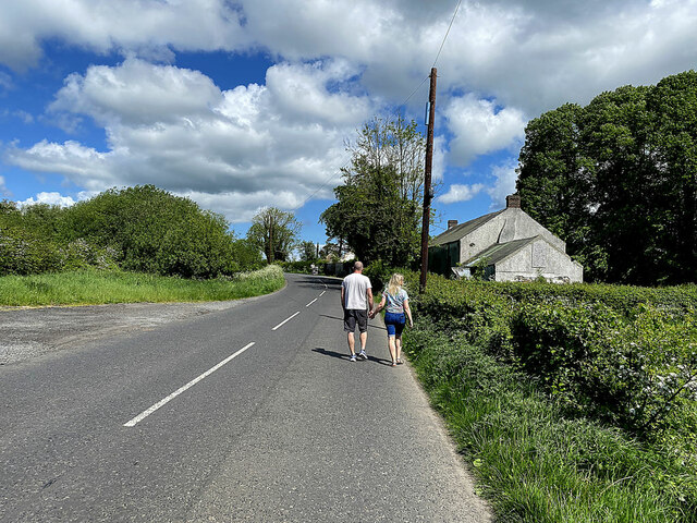 Maghaberry Road, Maghaberry © Kenneth Allen :: Geograph Britain and Ireland