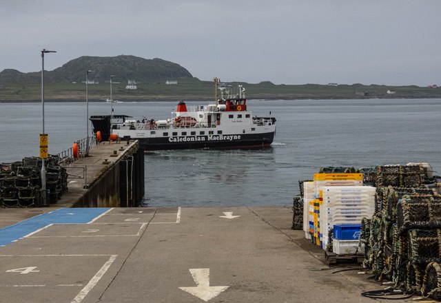 The Iona ferry at Fionnphort © Carroll Pierce :: Geograph Britain and ...