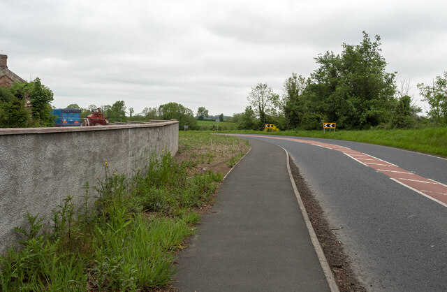 B131, Richhill © Rossographer Cc-by-sa/2.0 :: Geograph Ireland