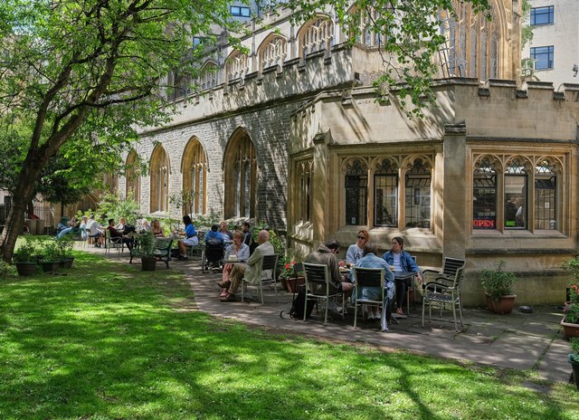 St Stephen's Garden © Anthony O'Neil cc-by-sa/2.0 :: Geograph Britain ...