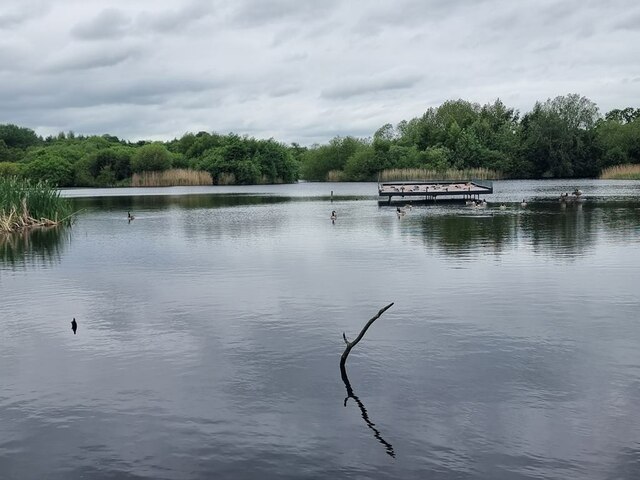 Gosforth Lake © Oliver Dixon cc-by-sa/2.0 :: Geograph Britain and Ireland