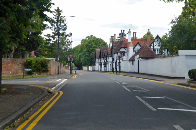 A4094 Lower Cookham Road, Maidenhead © Robin Webster cc-by-sa/2.0 ...