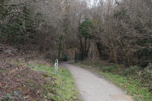 Sussex Border Path © N Chadwick cc-by-sa/2.0 :: Geograph Britain and ...