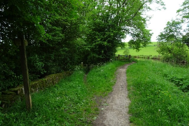 Pennine Way joining the canal towpath © DS Pugh :: Geograph Britain and ...