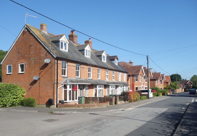 Springfield Road, Wantage (north) © Des Blenkinsopp cc-by-sa/2.0 ...