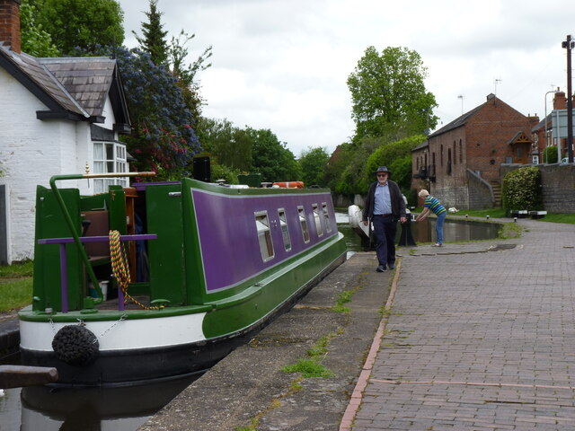 Boat in York Street Lock, Stourport © Jeff Gogarty cc-by-sa/2.0 ...