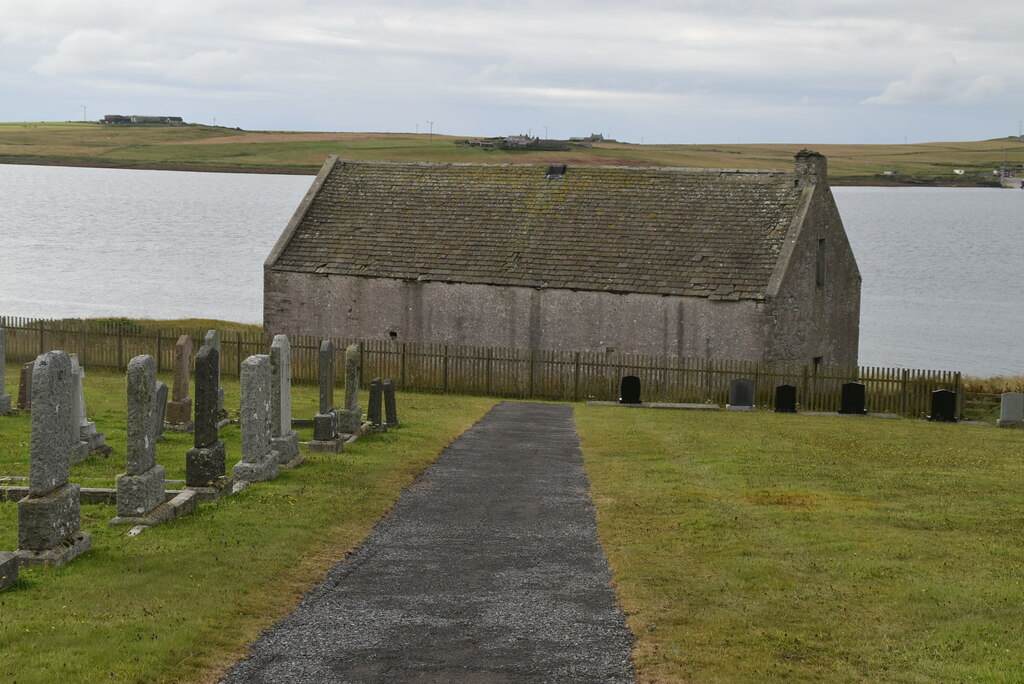 Brinian Cemetery © N Chadwick cc-by-sa/2.0 :: Geograph Britain and Ireland