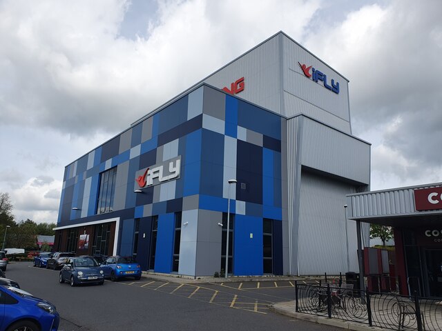 iFly Basingstoke © Richard Rogerson cc-by-sa/2.0 :: Geograph Britain ...