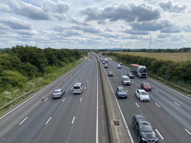 M5 motorway © Mike Dodman cc-by-sa/2.0 :: Geograph Britain and Ireland