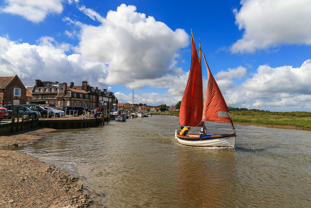 Blakeney harbour, Norfolk © Mike Dodman cc-by-sa/2.0 :: Geograph ...