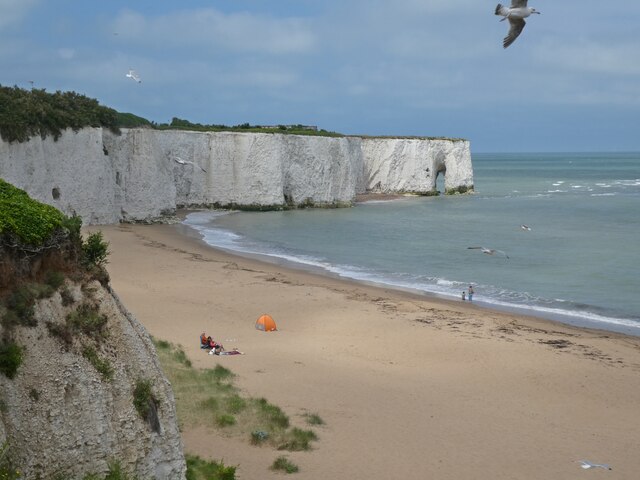 Kingsgate Bay © Roger Cornfoot cc-by-sa/2.0 :: Geograph Britain and Ireland