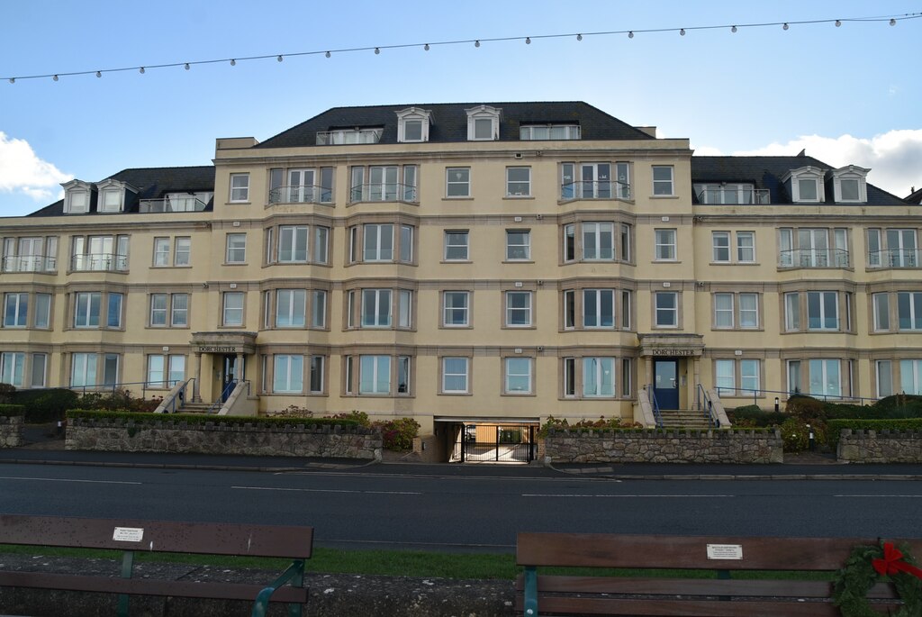 Dorchester Hotel © N Chadwick :: Geograph Britain and Ireland