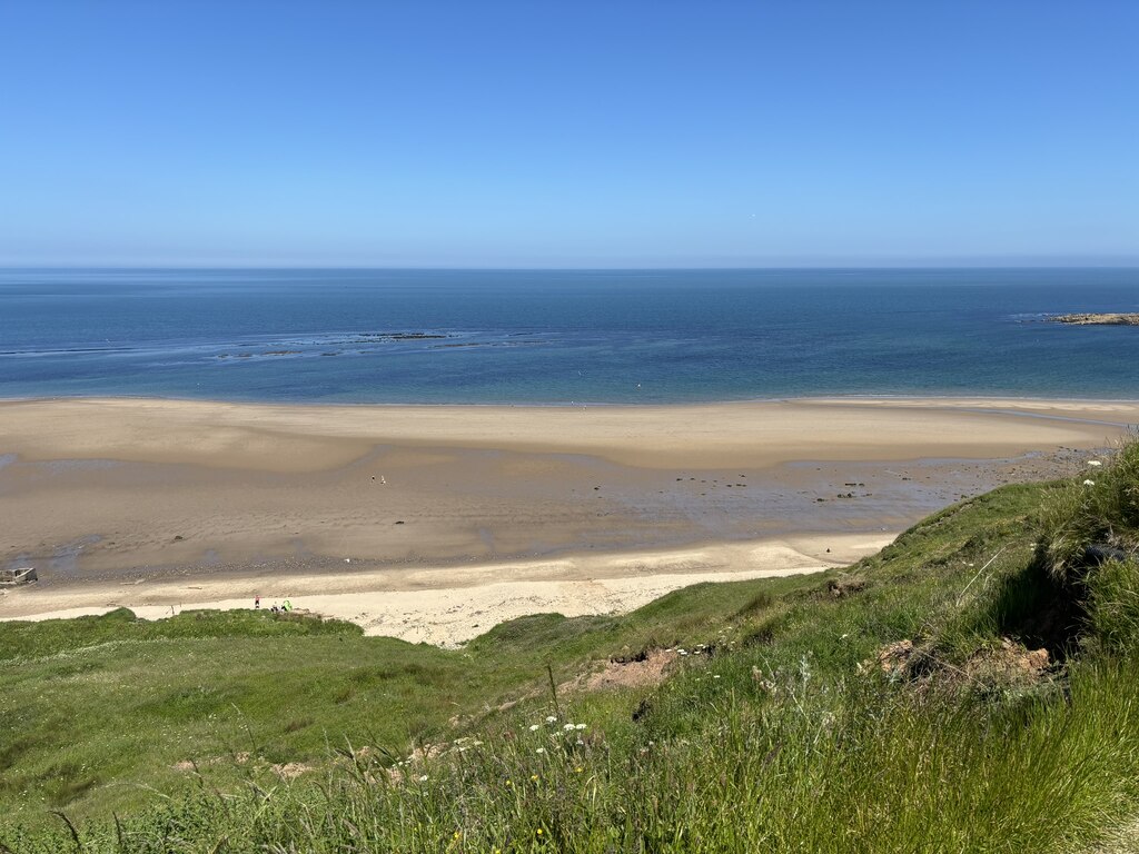 Cayton Sands © David Robinson cc-by-sa/2.0 :: Geograph Britain and Ireland