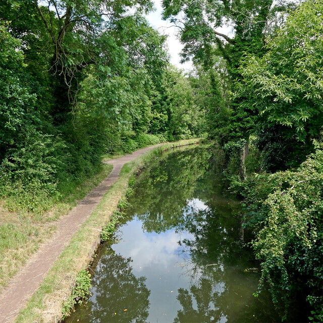 Stourbridge Canal south-west of... © Roger D Kidd :: Geograph Britain ...