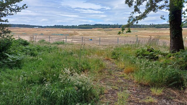 Havant Thicket Reservoir under... © David Martin :: Geograph Britain ...