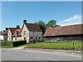 Houses, Colliers End