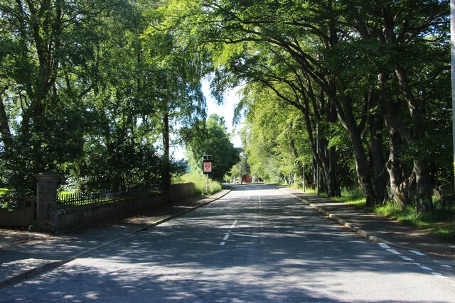 Lumsden, southbound on the A97 road © Alan Reid cc-by-sa/2.0 ...