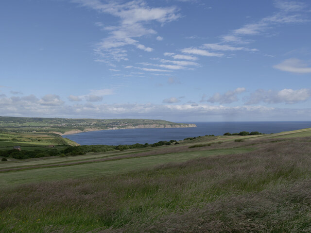 A view across the golf course towards... © habiloid :: Geograph Britain ...