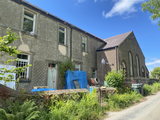 Restoration of Ty’r Capel © Alan Hughes cc-by-sa/2.0 :: Geograph ...