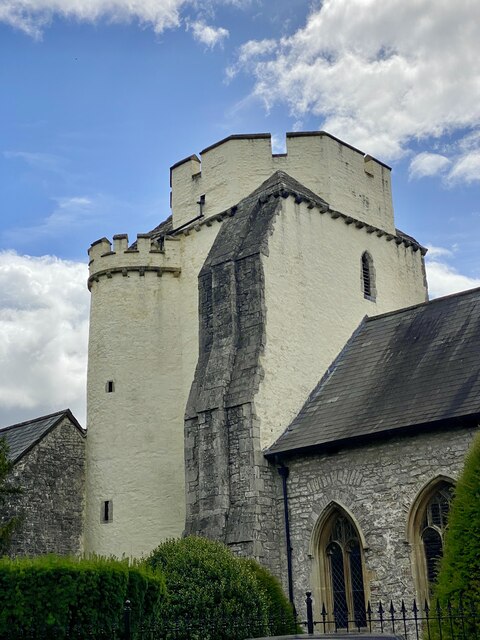 Church of the Holy Cross, Cowbridge © Alan Hughes cc-by-sa/2.0 ...