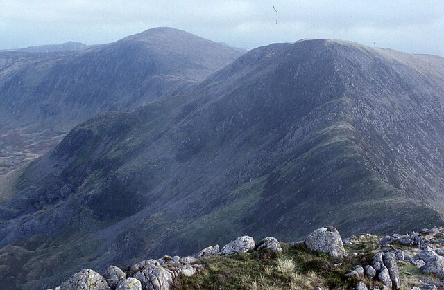 Pen yr Helgi-Du and Pen Llithrig-y-Wrach © Philip Halling cc-by-sa/2.0 ...