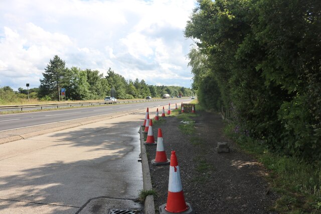 Layby On The A11 Thetford Bypass © David Howard Cc By Sa20 Geograph Britain And Ireland 8727