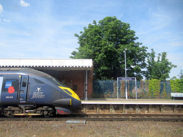 Javelin train at Folkestone West station © Roy Hughes :: Geograph ...