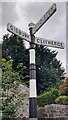 Finger signpost at T-junction in Chatburn