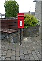 Elizabeth II postbox, Llanbadarn Fawr