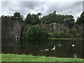 Auchinstarry loch and crags