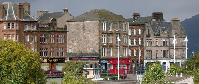 Gourock from the pier © Thomas Nugent cc-by-sa/2.0 :: Geograph Britain ...