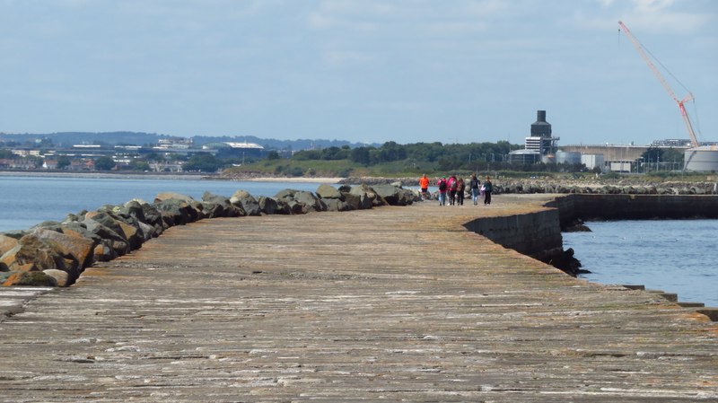 View west along Great South Wall, Dublin... © Colin Park cc-by-sa/2.0 ...