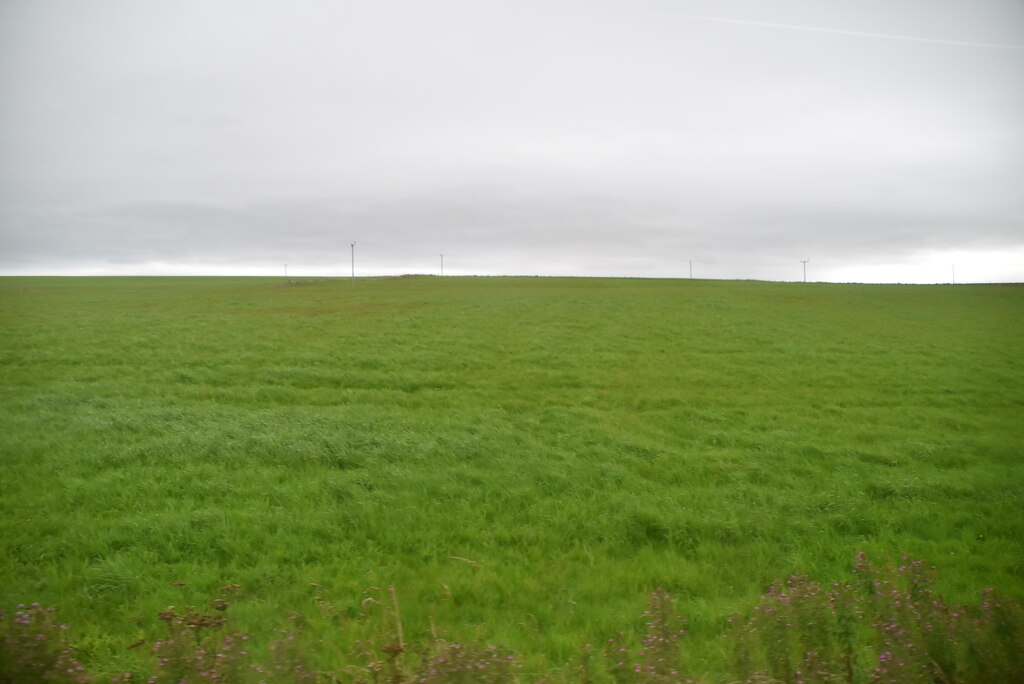 Farmland by A965 © N Chadwick :: Geograph Britain and Ireland