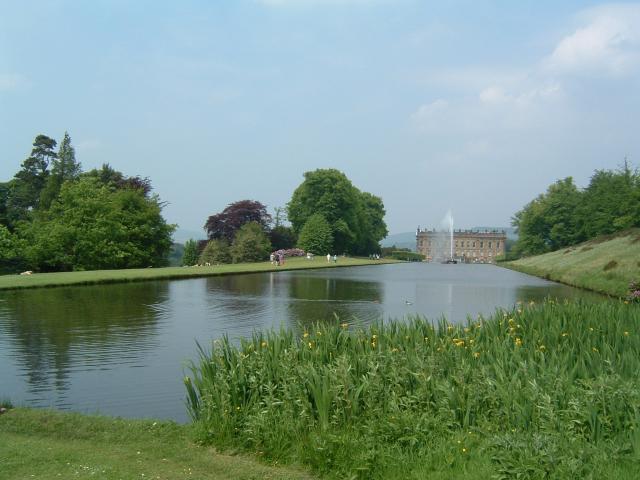 Chatsworth House lake © Paul Allison :: Geograph Britain and Ireland