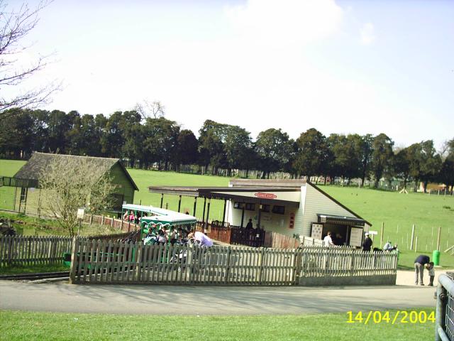 Marwell Zoo Station