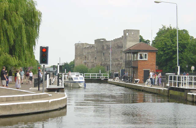 Newark Lock and Castle