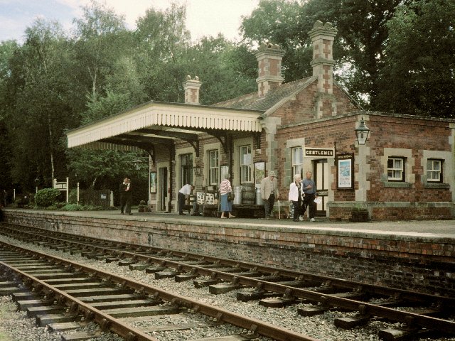 Rowden Mill Station