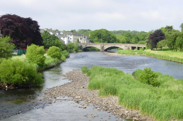 The River Derwent, Cockermouth © Ann Hodgson cc-by-sa/2.0 :: Geograph ...