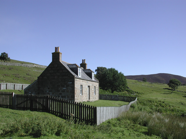 Auchtavan Cottage, Glen Feardar