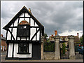Historic Building in Thame: Oxfordshire