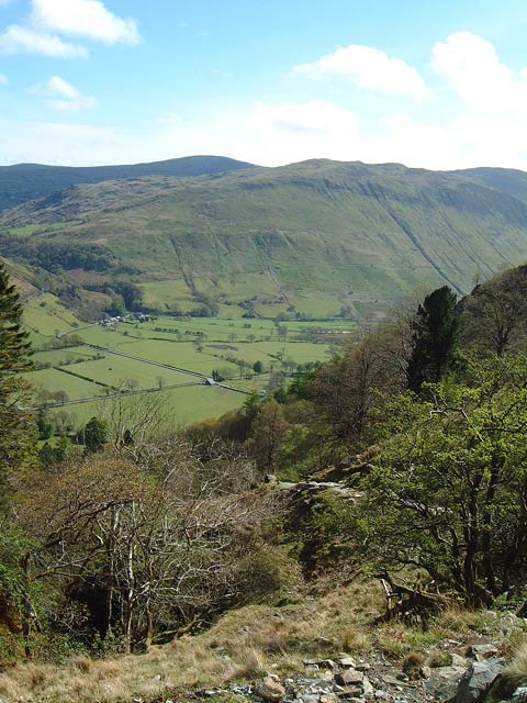 Truncated spur © Noel Jenkins cc-by-sa/2.0 :: Geograph Britain and Ireland